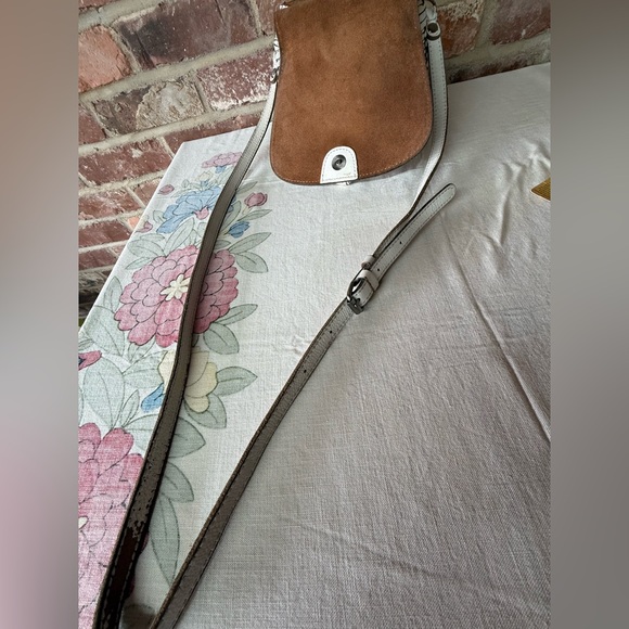 Beautiful Patricia Nash Crossbody - Picture 10 of 14